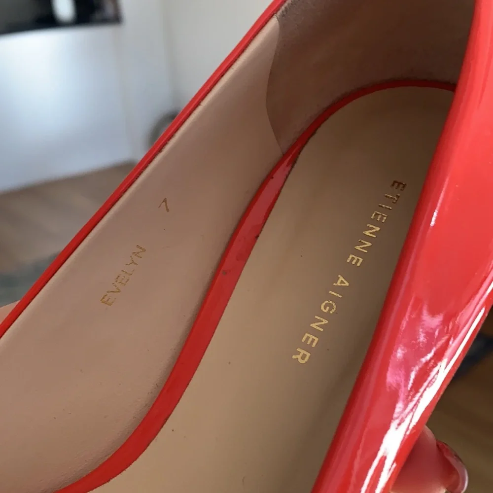 Etienne Aigner Pumps